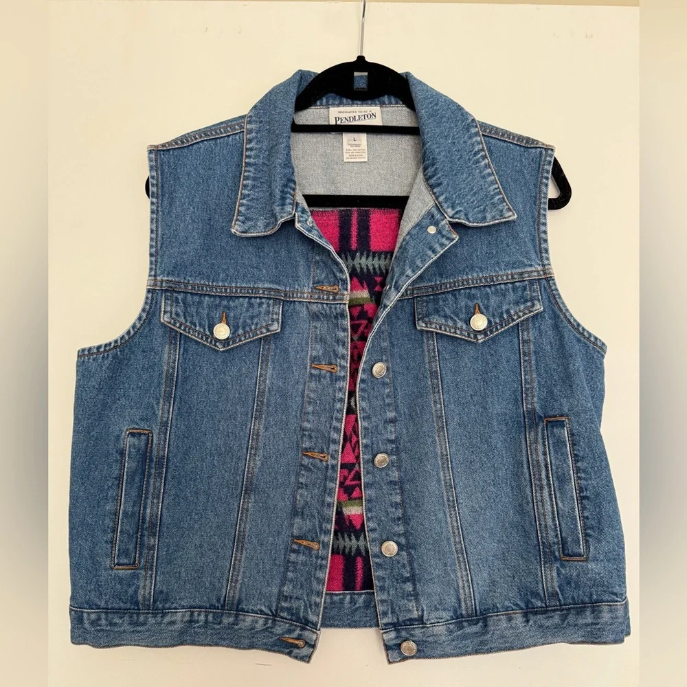 Pendleton Denim Vest with Vibrant Pink Wool Backing - Picture 2 of 6